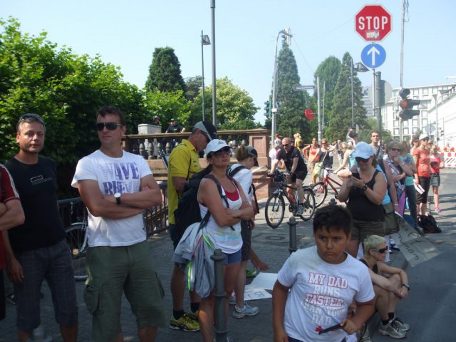 Fans an der Radstrecke 1